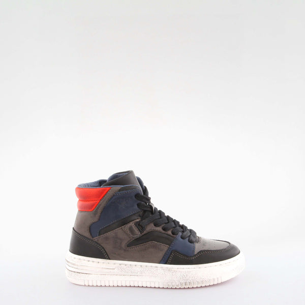 Boy's black leather sneakers by Giga Shoes