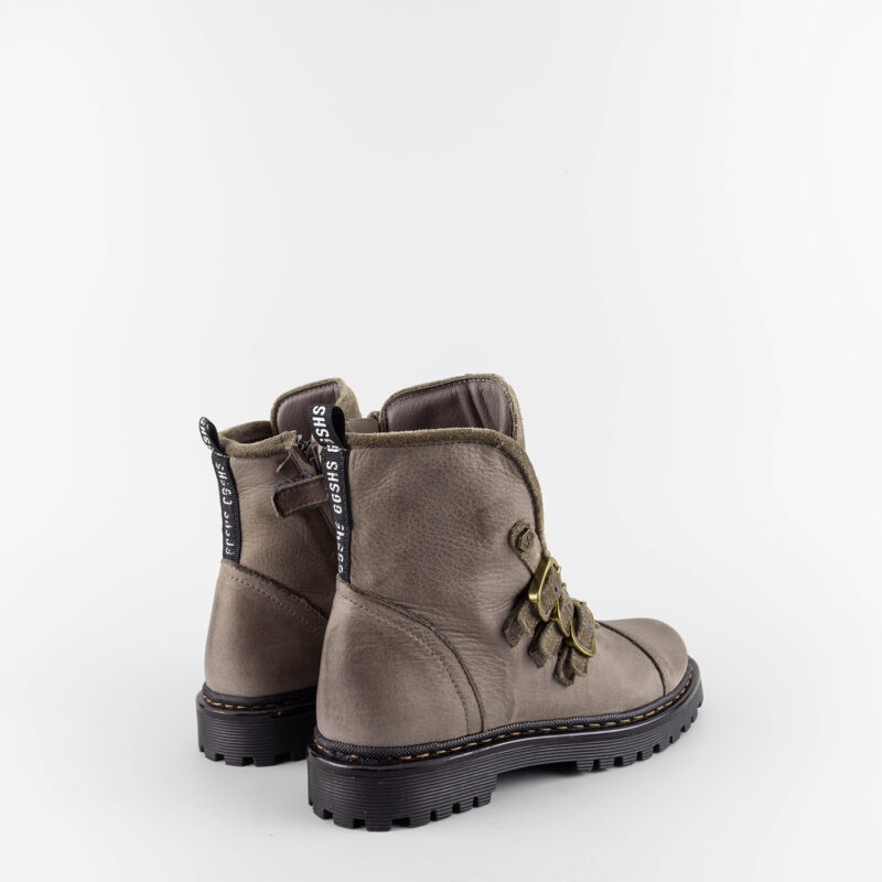 Kara Taupe - Image 3