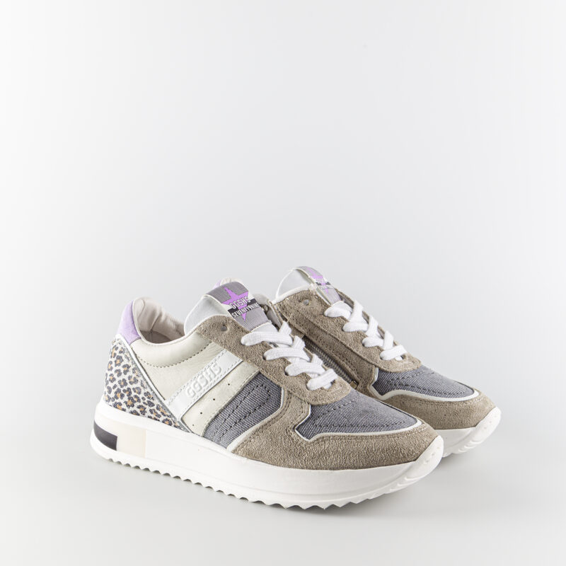 Adela Taupe - Image 2
