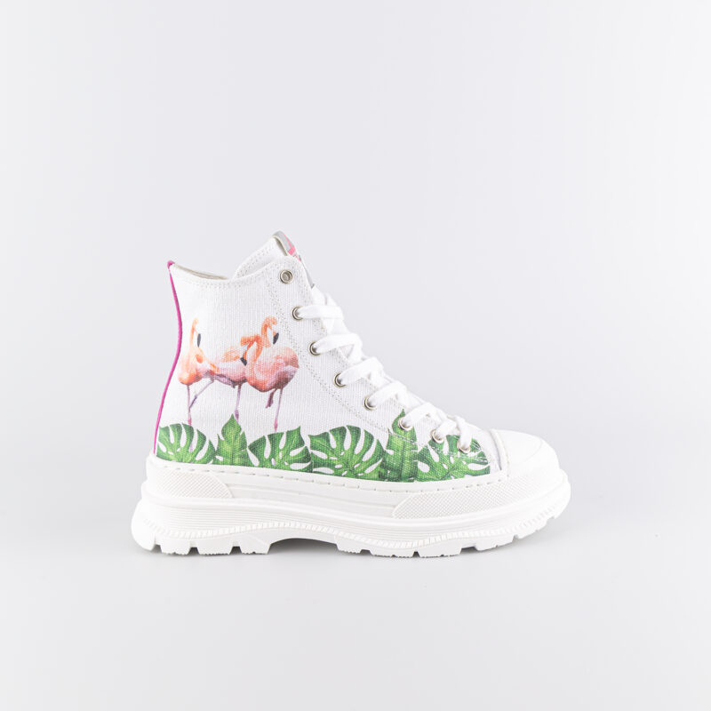 Sharon Flamingos