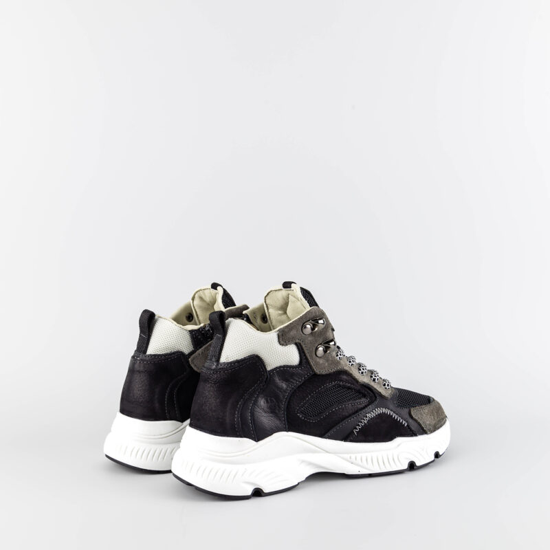 Maddox Black - Image 3
